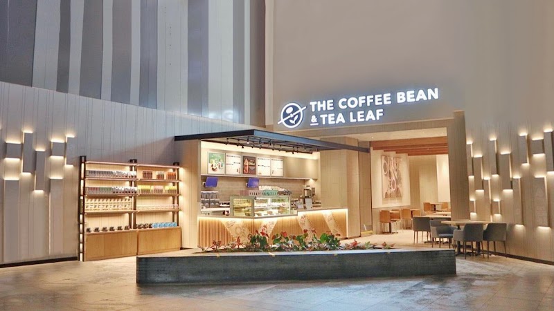 The Coffee Bean & Tea Leaf hero
